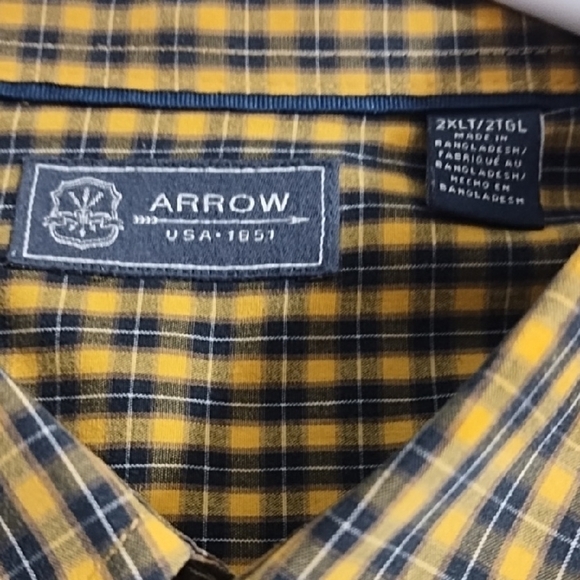 Black & Yellow Plaid Soft Button-Down Shirt Pen Pocket - Picture 5 of 14